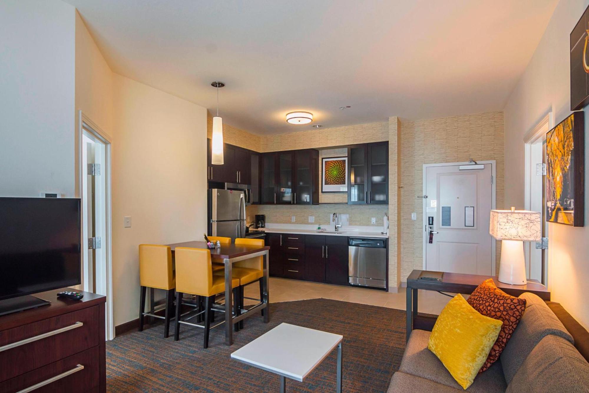Residence Inn By Marriott Denton Exteriör bild